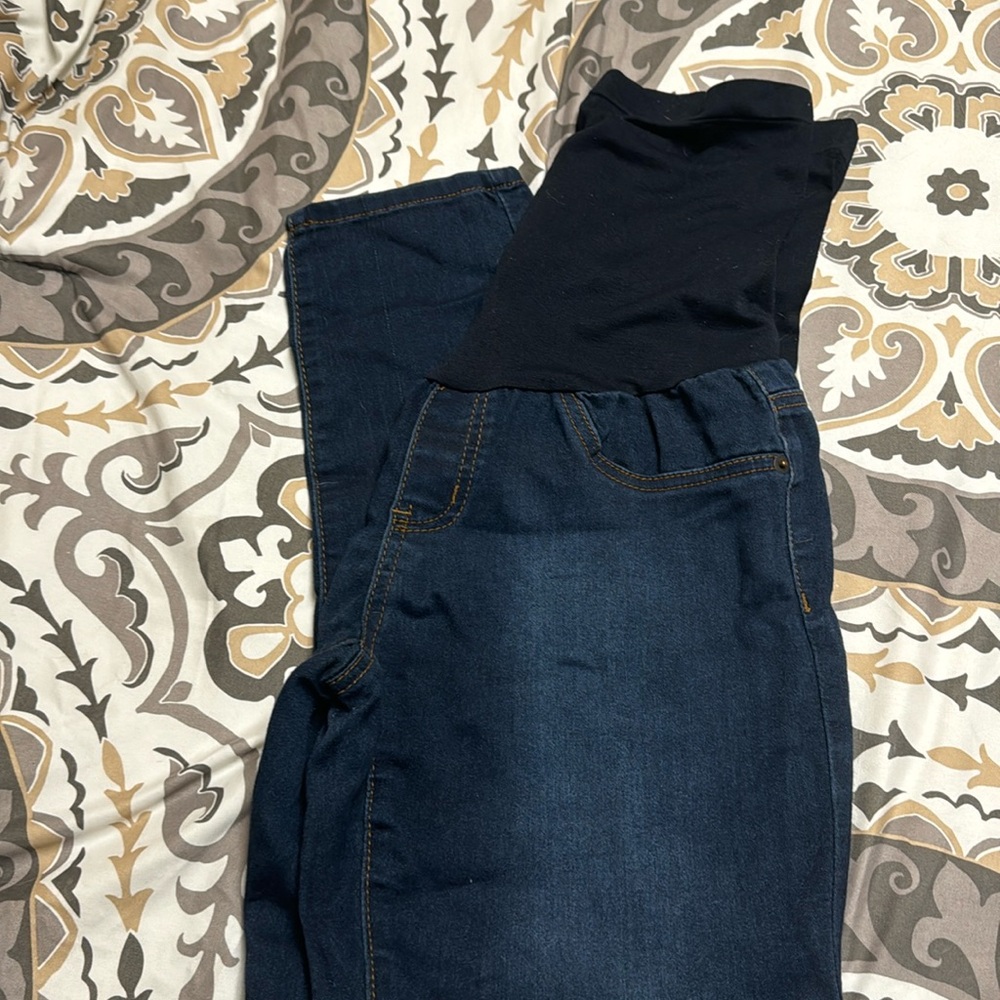 Maternity jeans